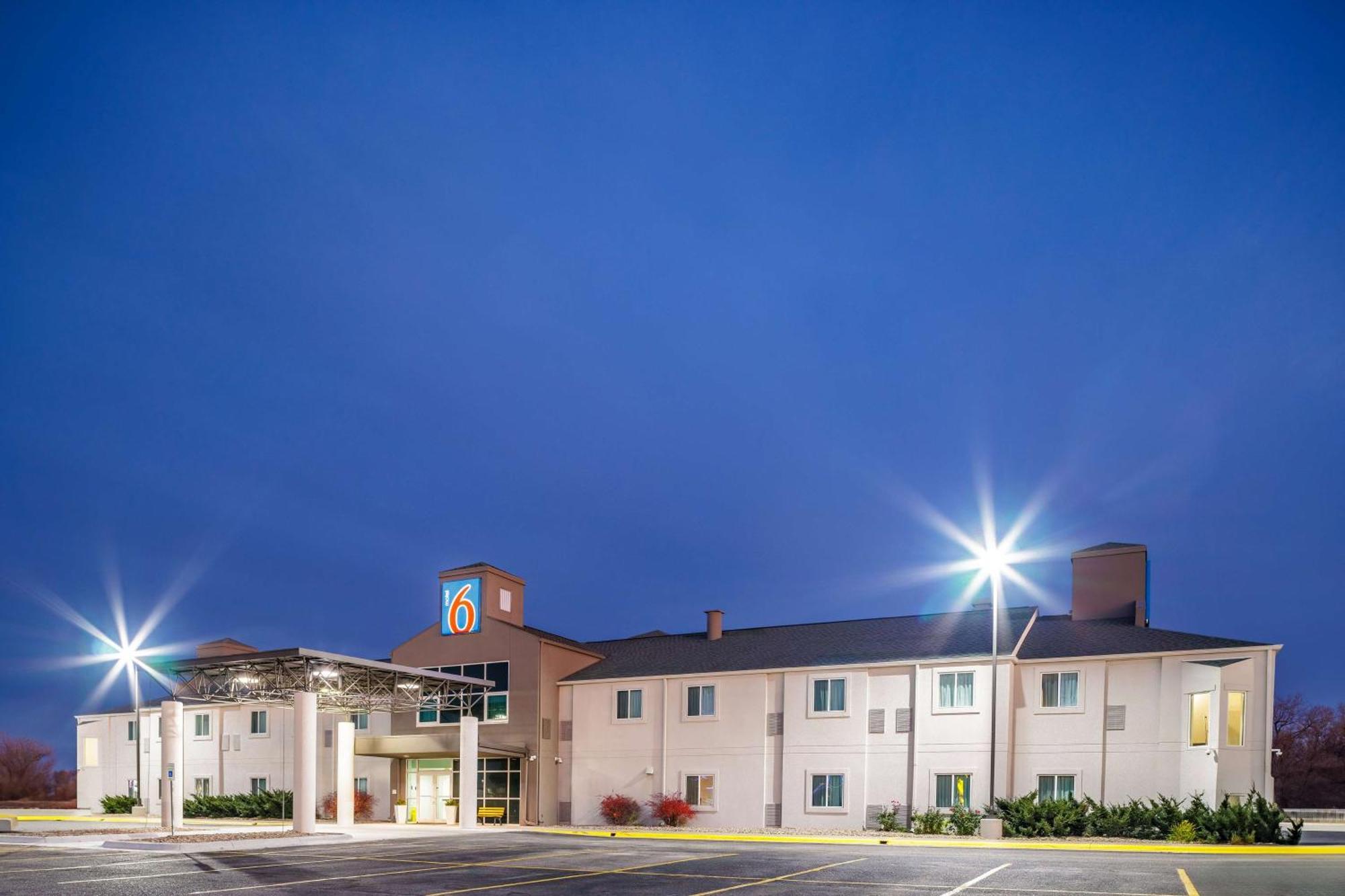 Motel 6-Grand Island, Ne Doniphan Buitenkant foto